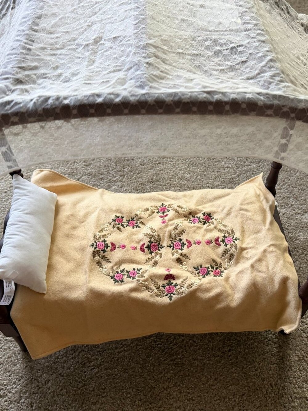American Girl Doll Caroline's Bed